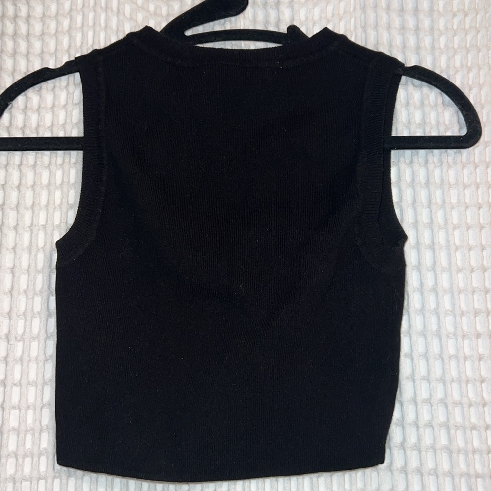 Zara Muscle Tank Tops - Picture 5 of 5